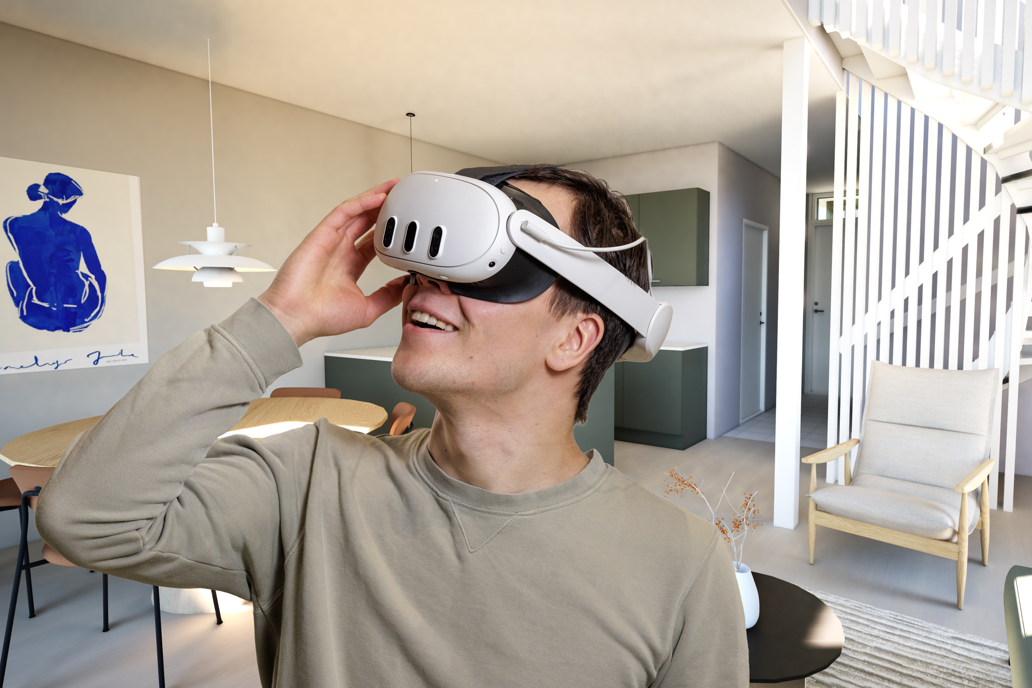 Rakentajailta Oulu, mies tutustuu suunnitelmiin vr-lasit silmillä